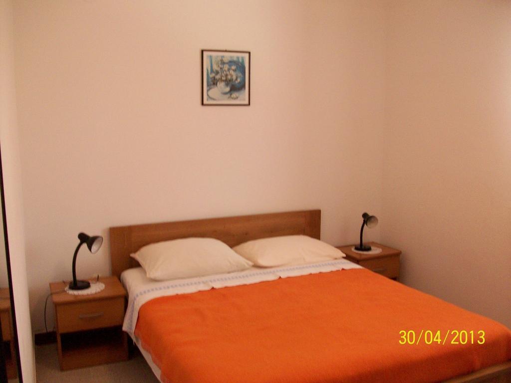 Apartments Ana Sreser Bagian luar foto